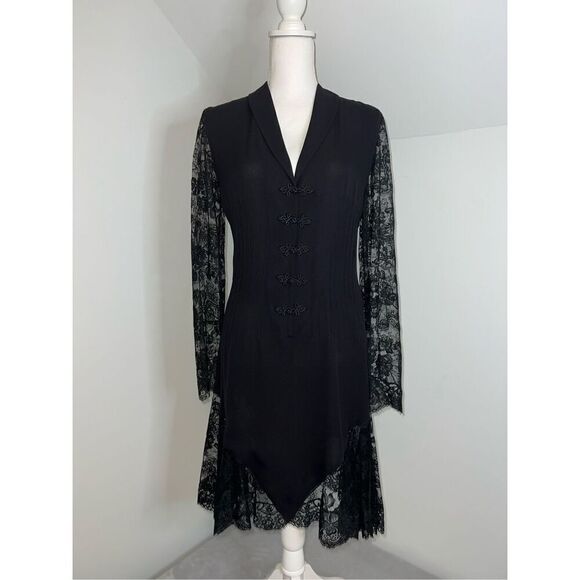 Valentino Night 100% Silk Lace Dress 6 Cocktail Date Night LBD - Picture 2 of 16